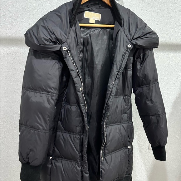 Michael Kors Black Quilted Puffer Jacket w/ Hood - Picture 1 of 4
